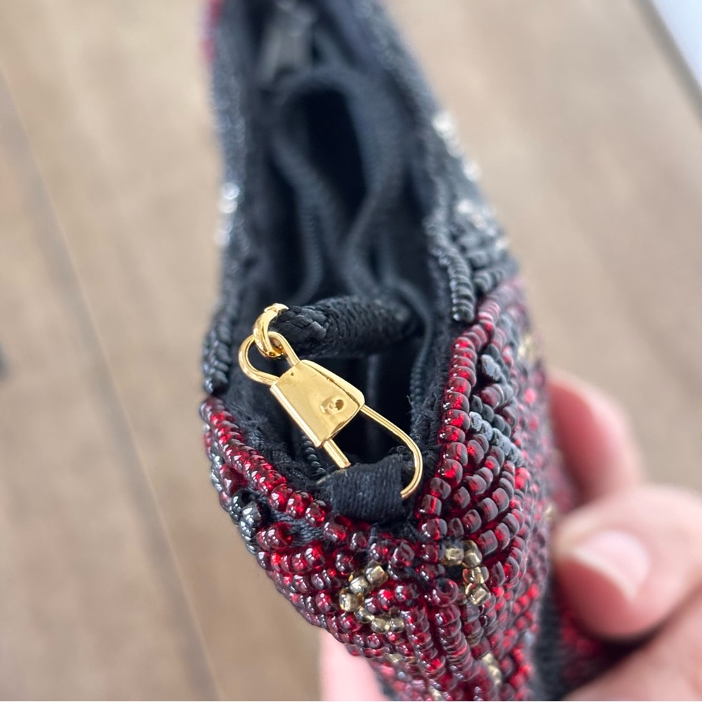 Vintage Neiman Marcus Red and Black Beaded Butterfly Petite Evening Bag - Picture 12 of 17